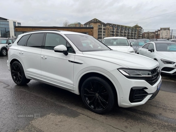 Used Volkswagen Touareg 2023 for sale - 76942732: Photo 2