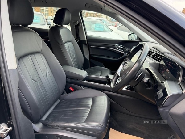 Used Audi e-tron 2023 for sale - 78220428: Photo 15