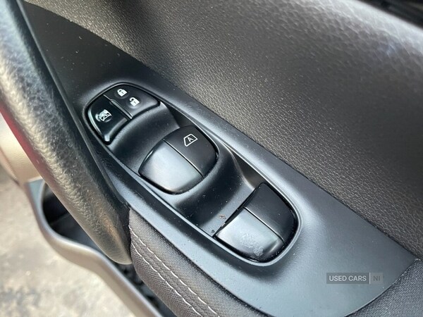 Used Nissan Qashqai 2016 for sale - 76753555: Photo 28