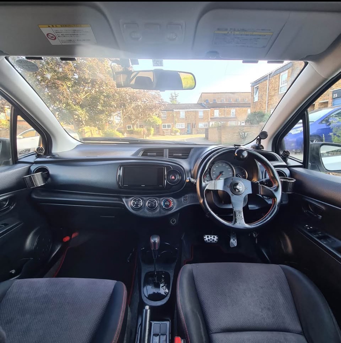 Used Toyota Vitz 2023 for sale - 77461402: Photo 11