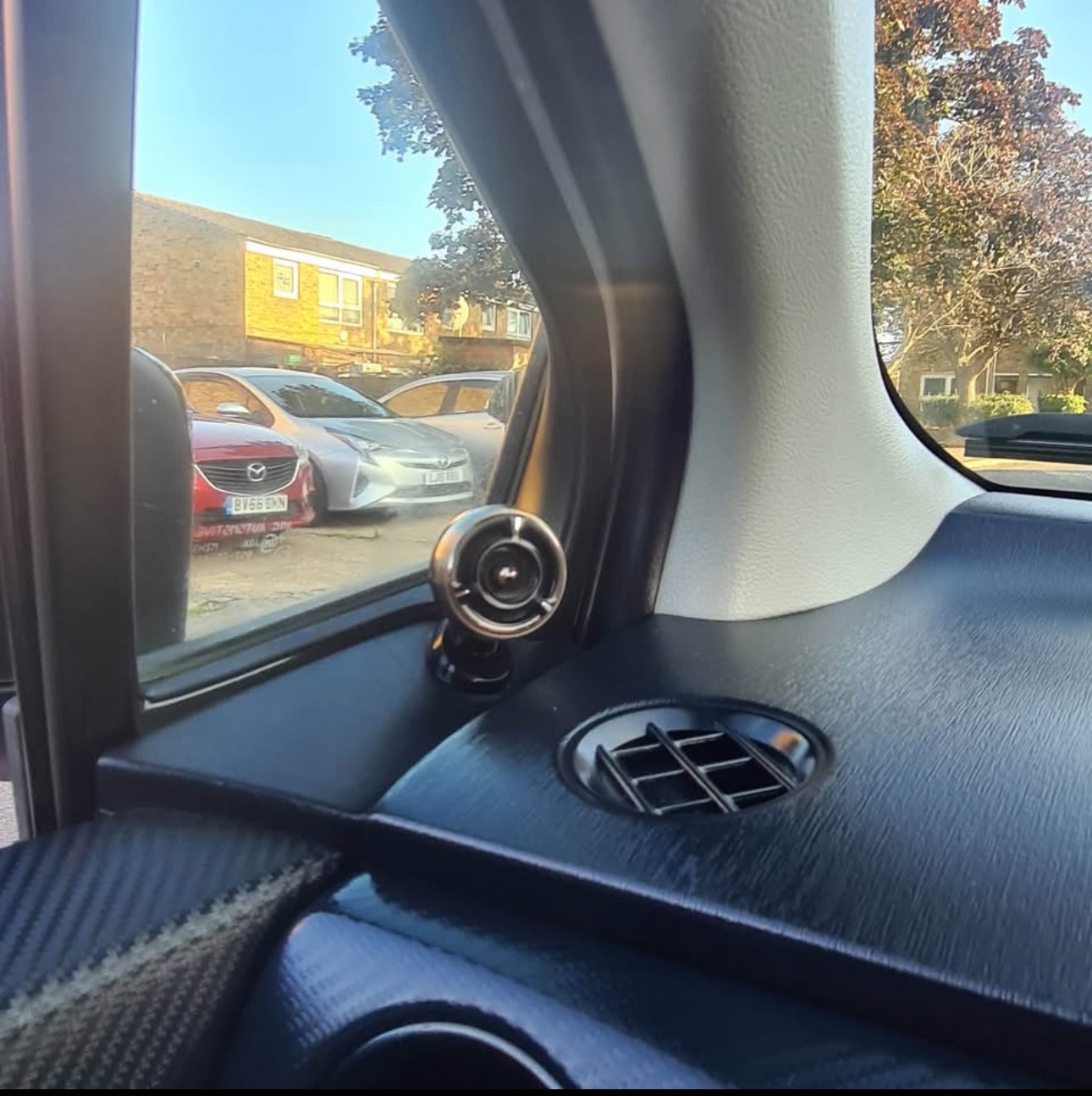 Used Toyota Vitz 2023 for sale - 77461402: Photo 17