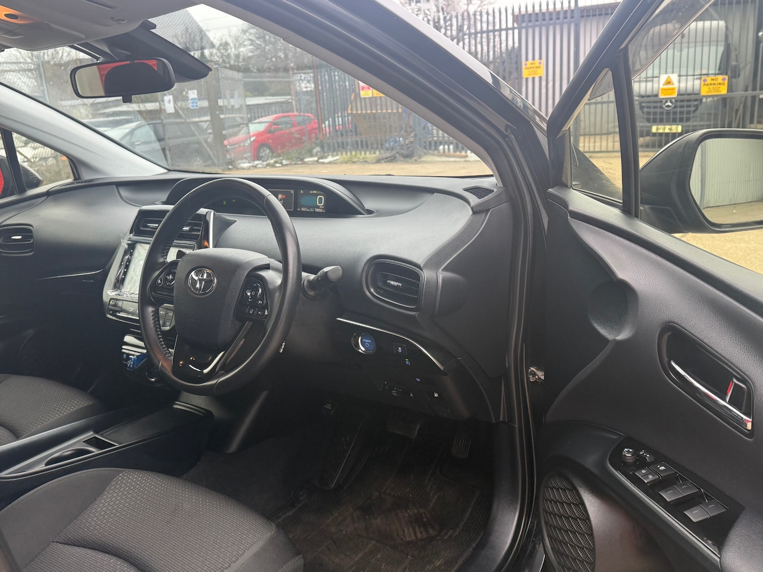 Used Toyota Prius 2020 for sale - 77595829: Photo 12