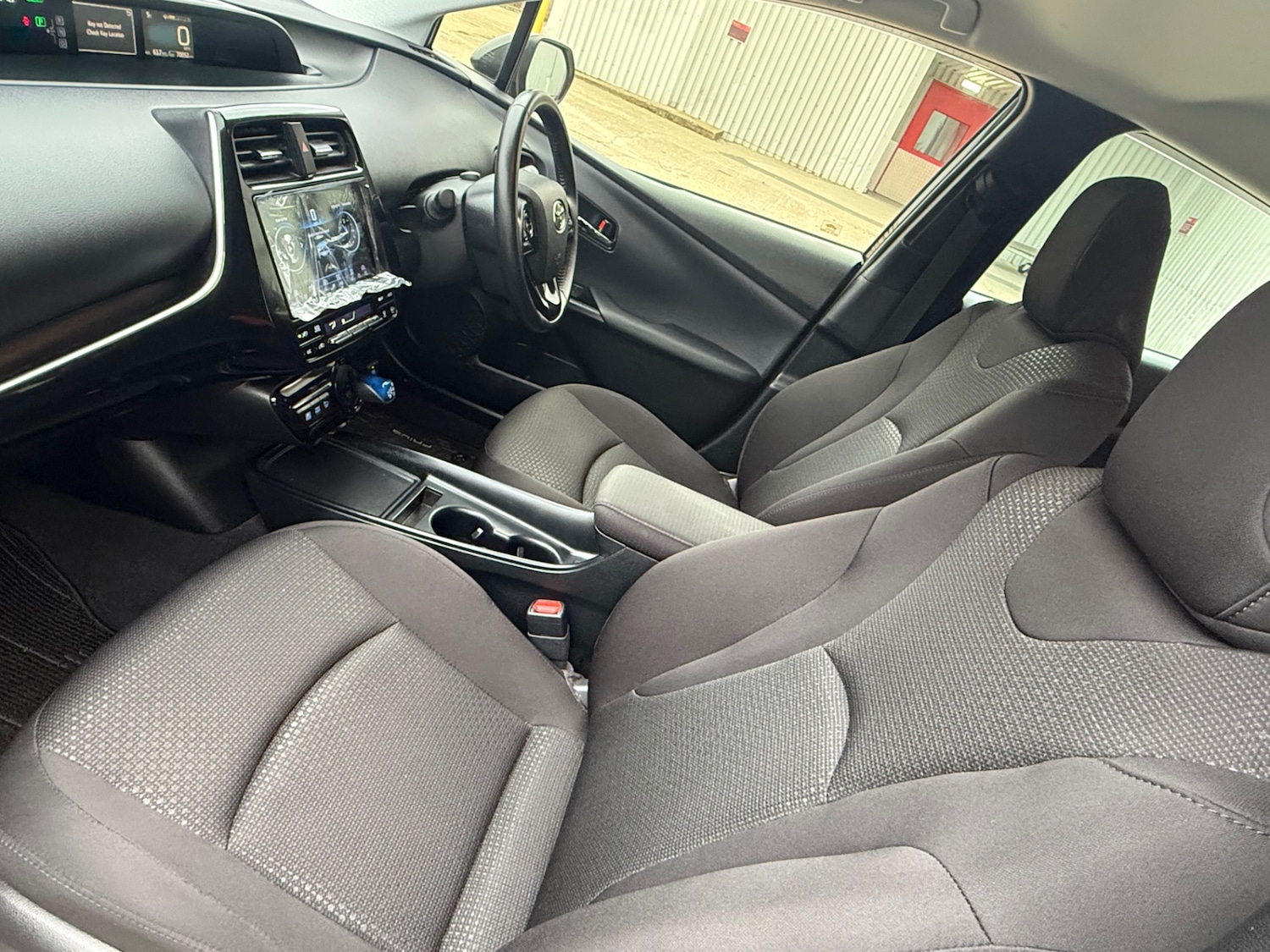 Used Toyota Prius 2020 for sale - 77595829: Photo 24