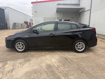 Used Toyota Prius 2020 for sale - 77595829: Photo