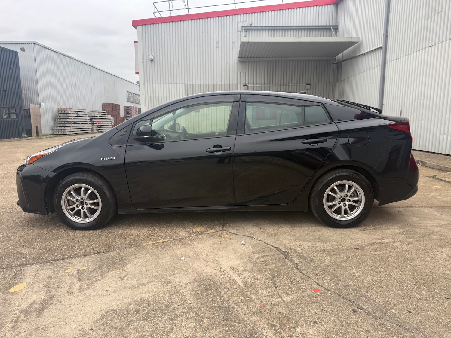 Used Toyota Prius 2020 for sale - 77595829: Photo 5