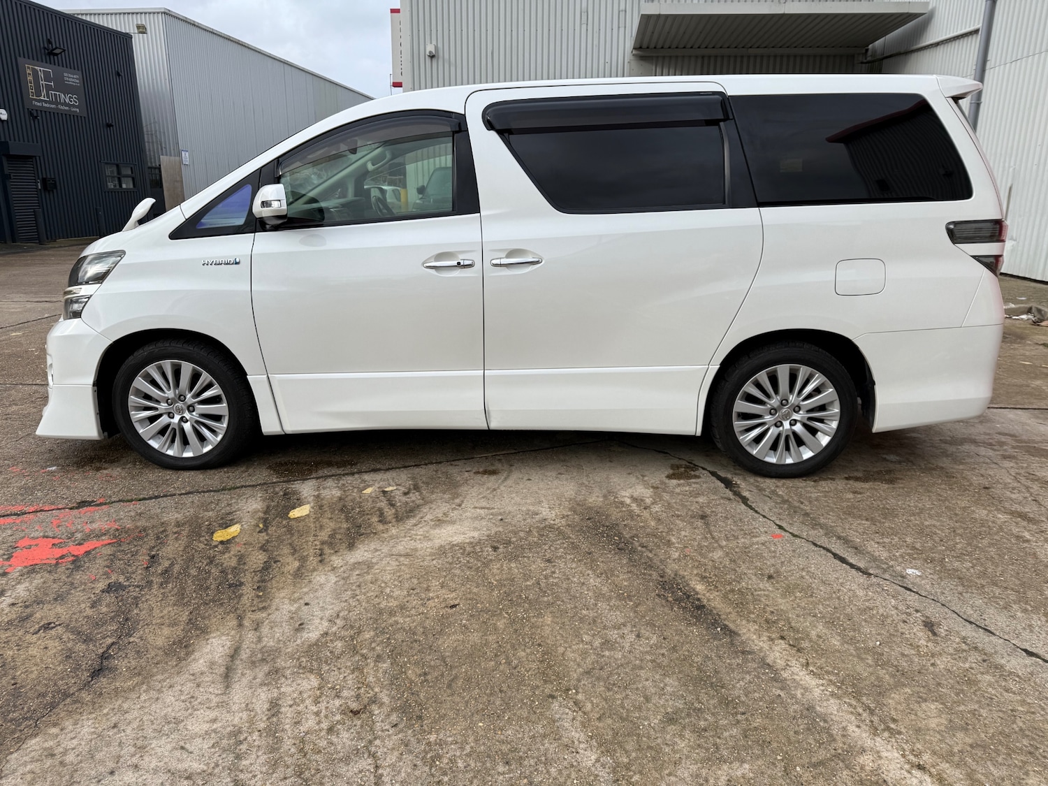 Used Toyota Vellfire 2014 for sale - 77483833: Photo 23