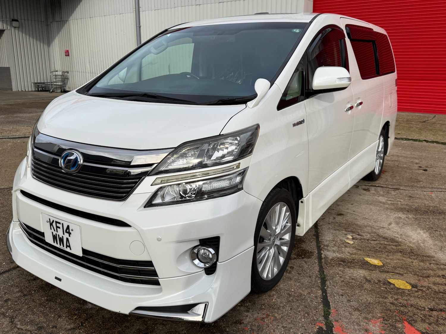 Used Toyota Vellfire 2014 for sale - 77483833: Photo 3