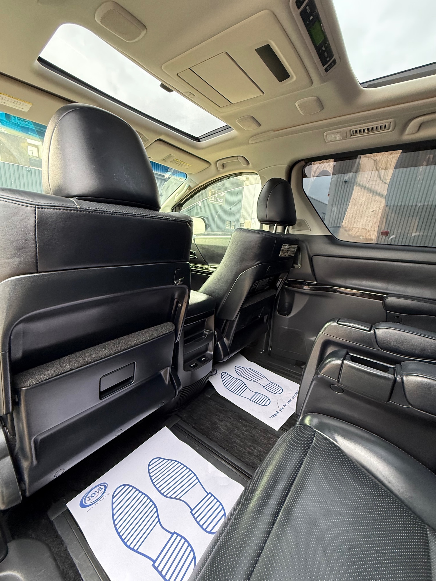 Used Toyota Vellfire 2014 for sale - 77483833: Photo 31