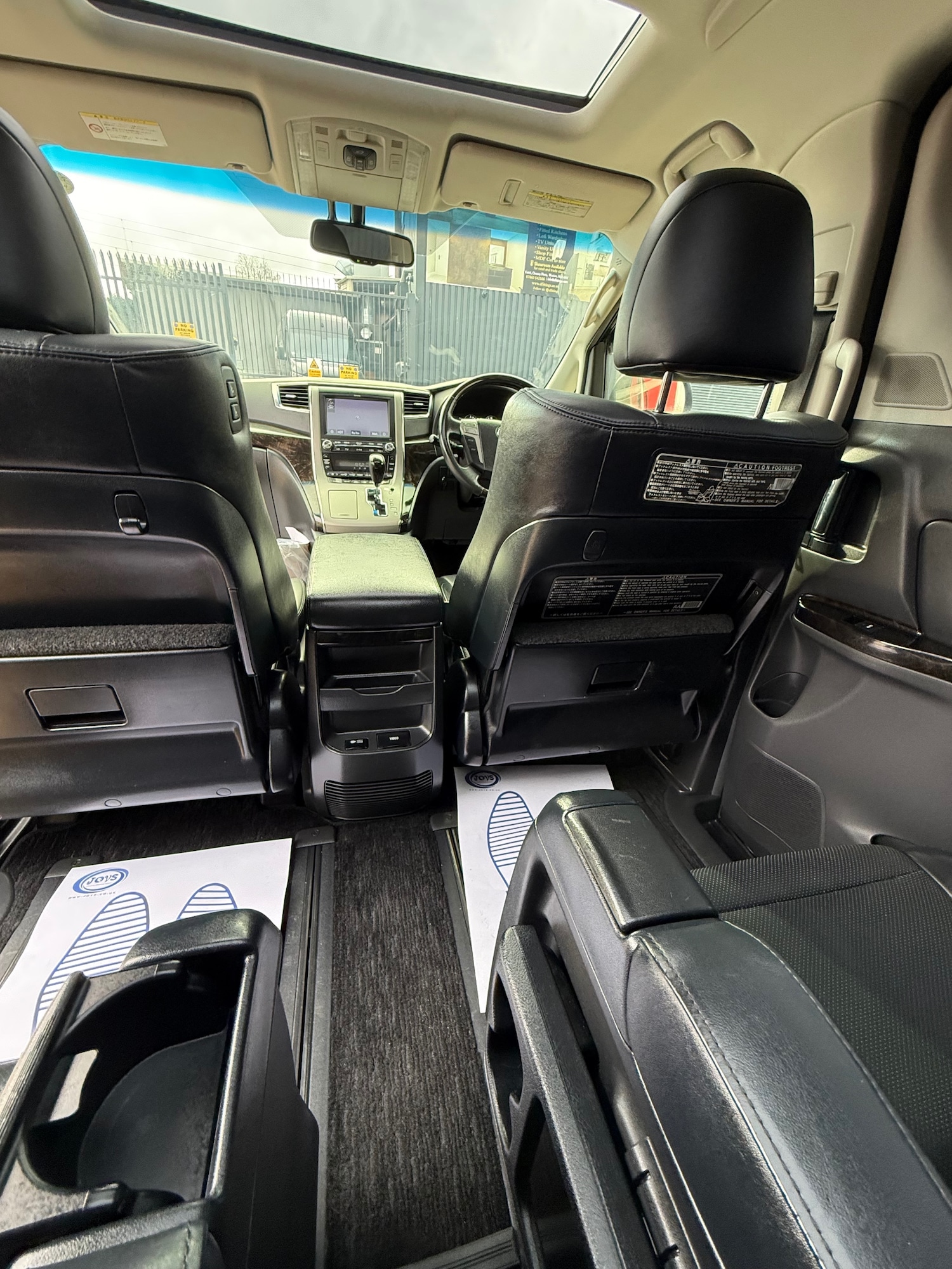 Used Toyota Vellfire 2014 for sale - 77483833: Photo 32