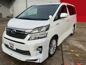 Used Toyota Vellfire 2014 for sale - 77483833: Photo
