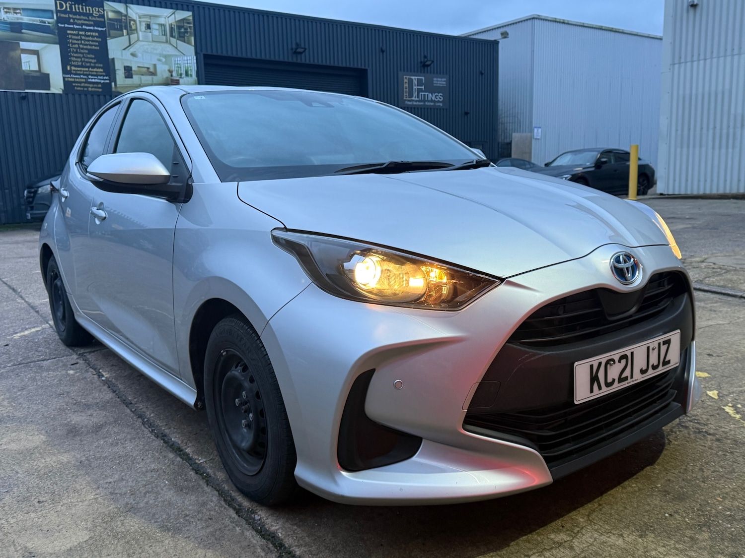 Used Toyota Yaris 2021 for sale - 77563476: Photo 11