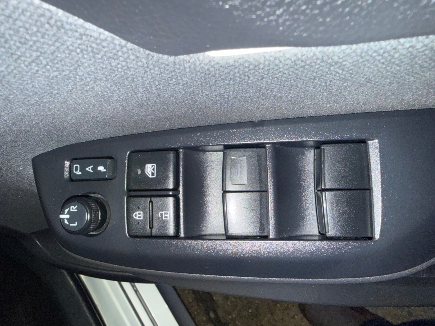 Used Toyota Yaris 2021 for sale - 77563476: Photo 13