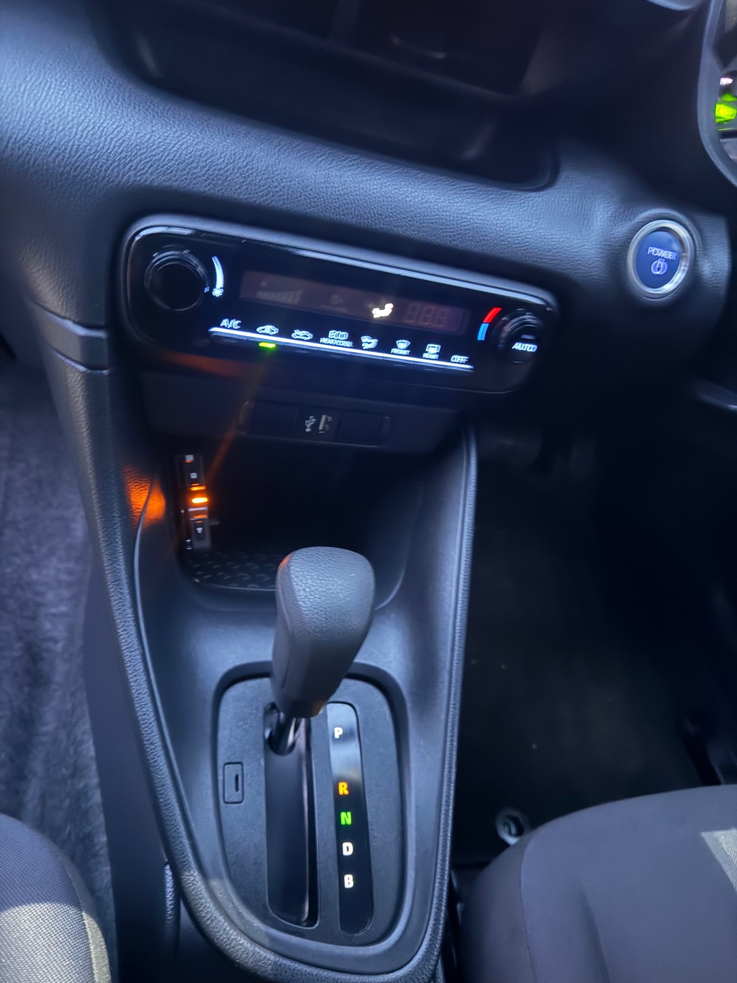 Used Toyota Yaris 2021 for sale - 77563476: Photo 23