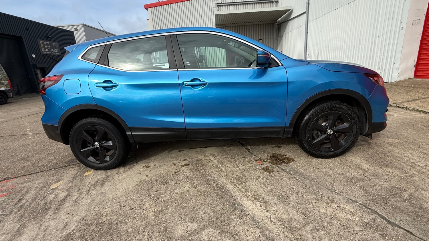 Used Nissan Qashqai 2017 for sale - 77650014: Photo 13