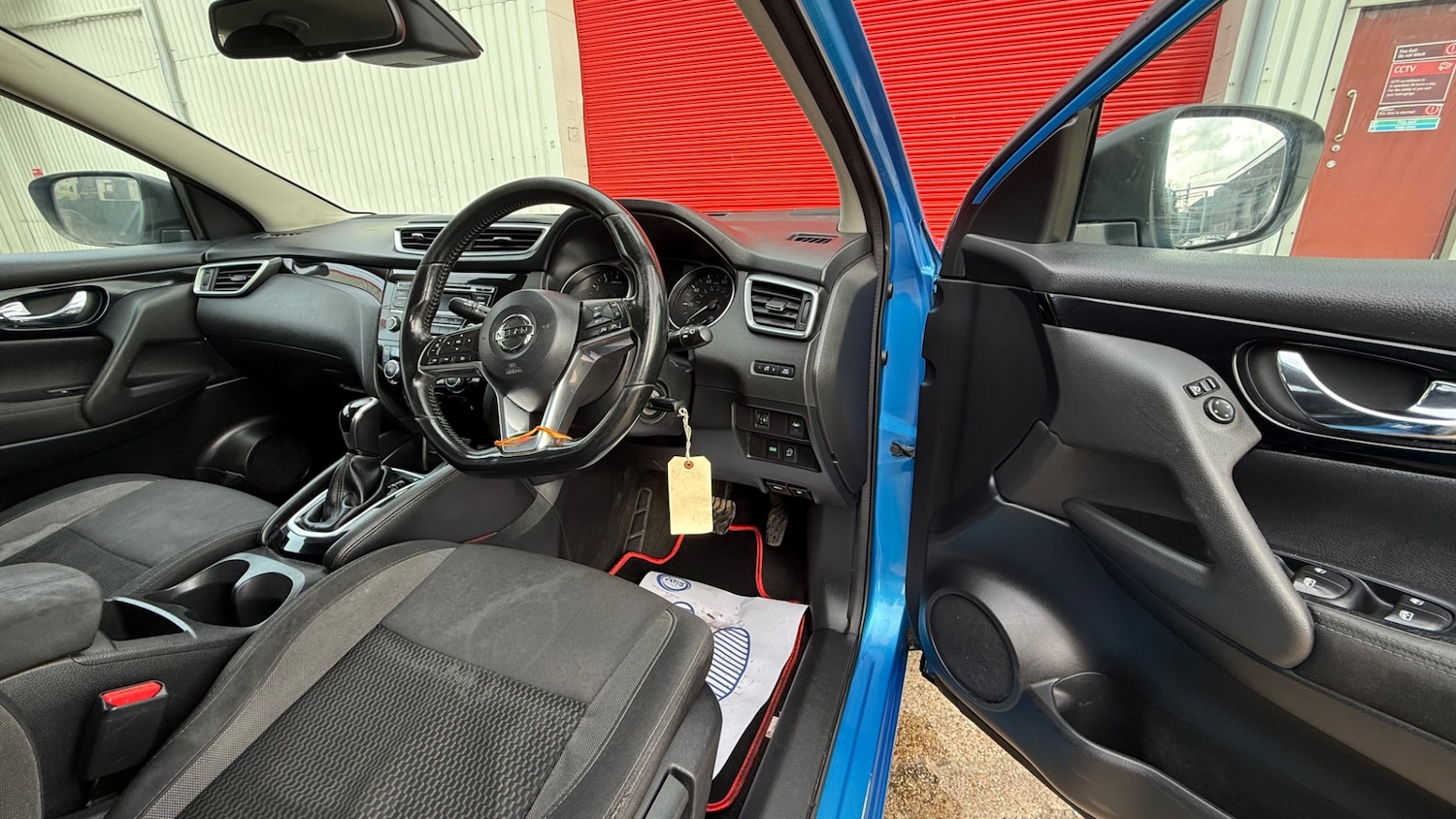 Used Nissan Qashqai 2017 for sale - 77650014: Photo 21