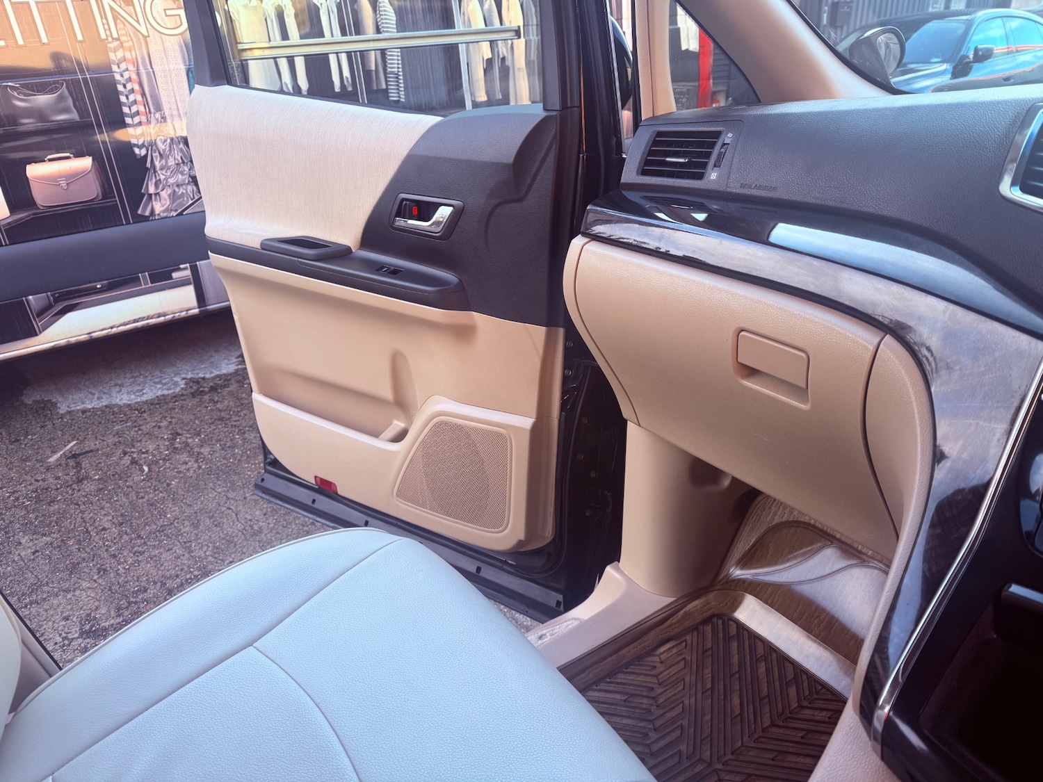 Used Toyota Alphard 2026 for sale - 78144808: Photo 21