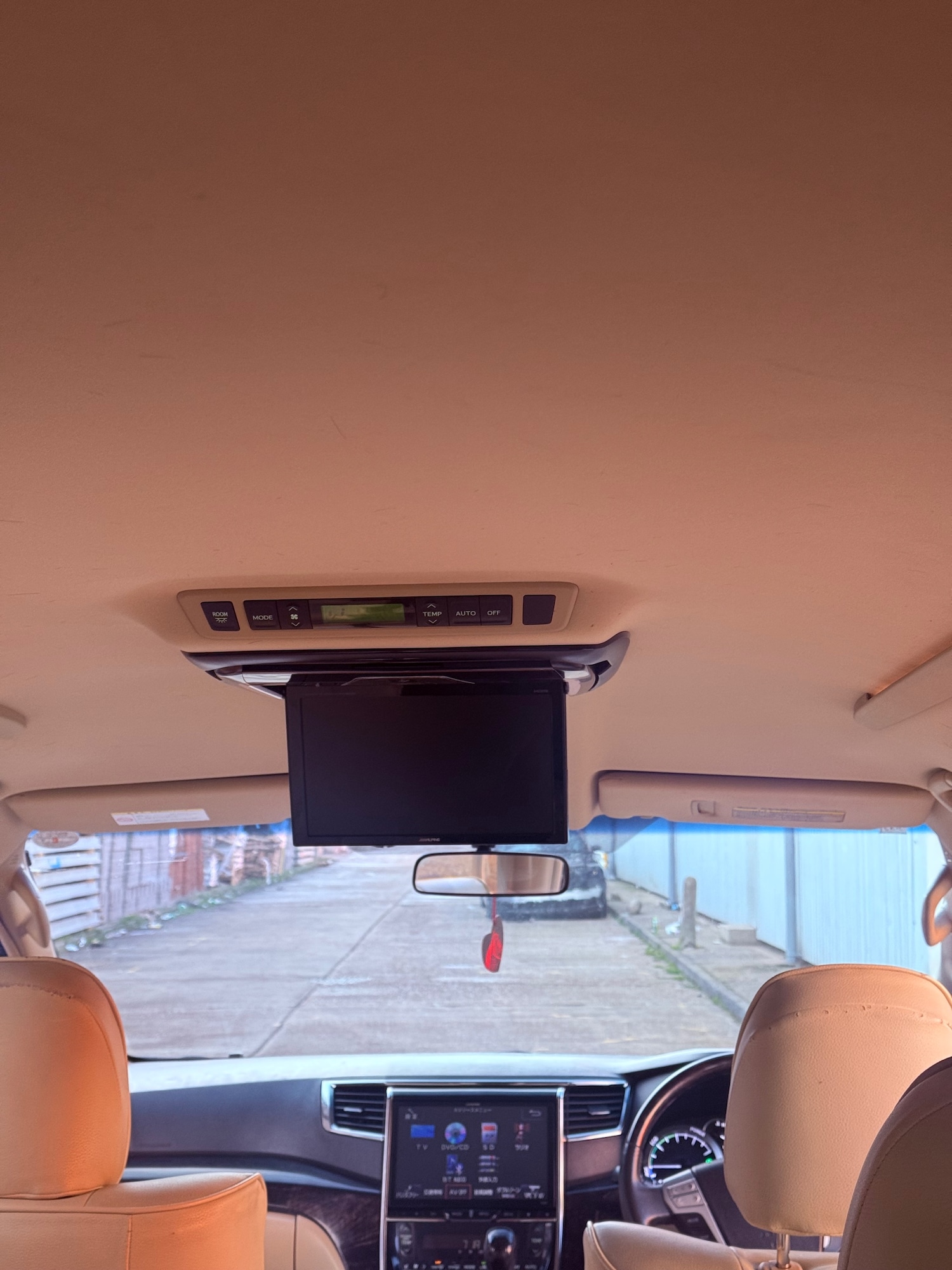 Used Toyota Alphard 2026 for sale - 78144808: Photo 24