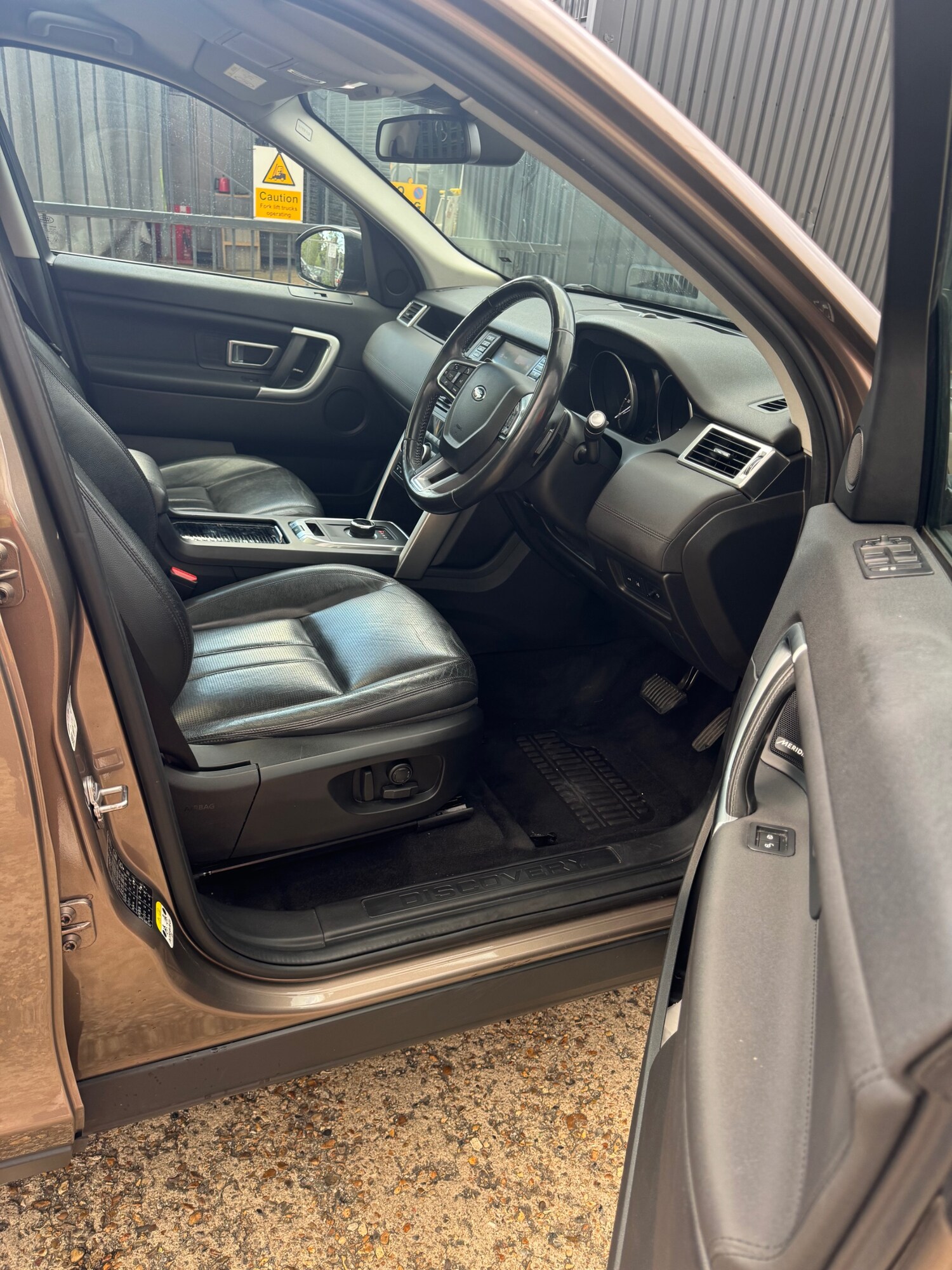 Used Land Rover Discovery Sport 2017 for sale - 77478262: Photo 10