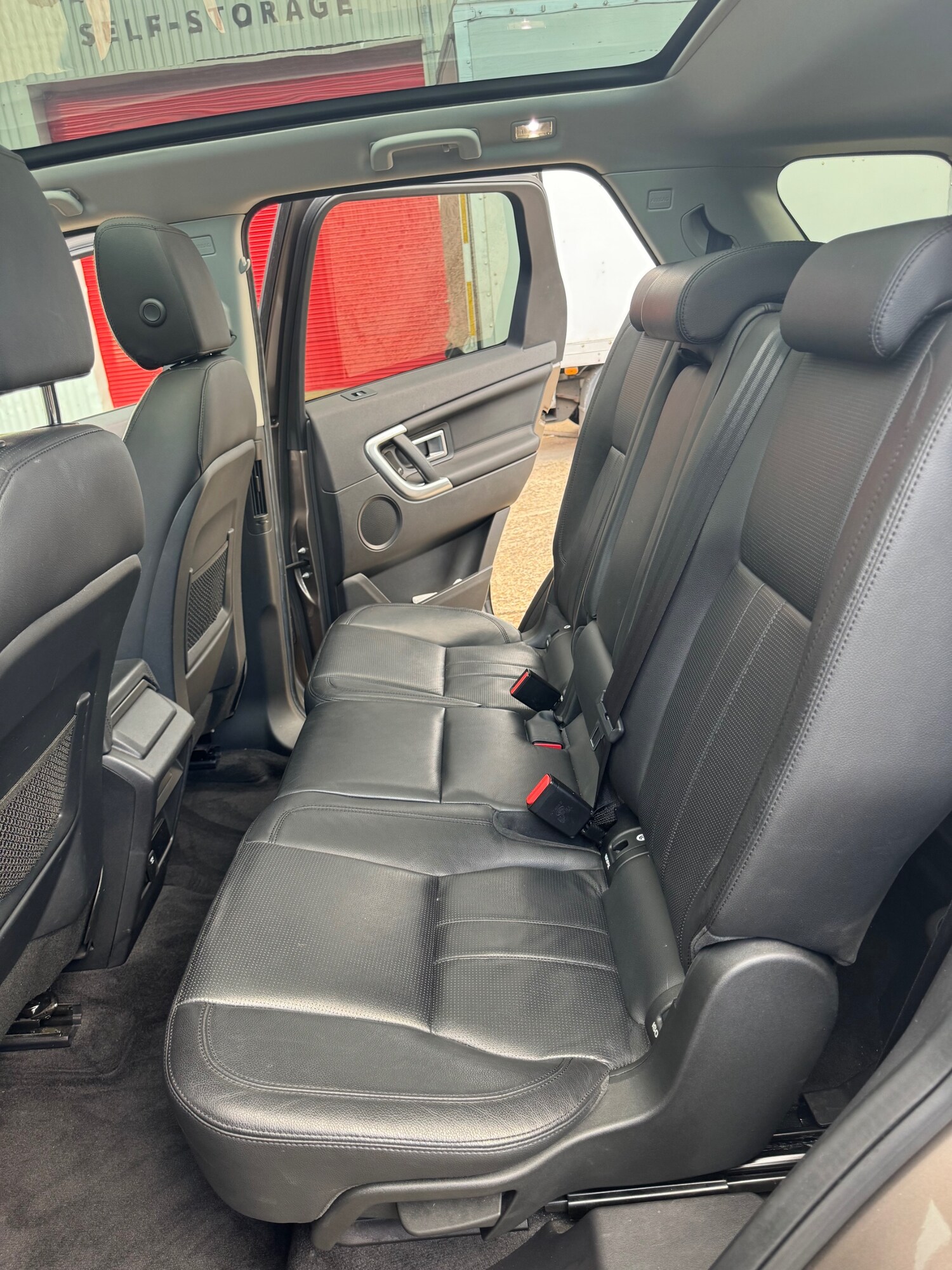 Used Land Rover Discovery Sport 2017 for sale - 77478262: Photo 15