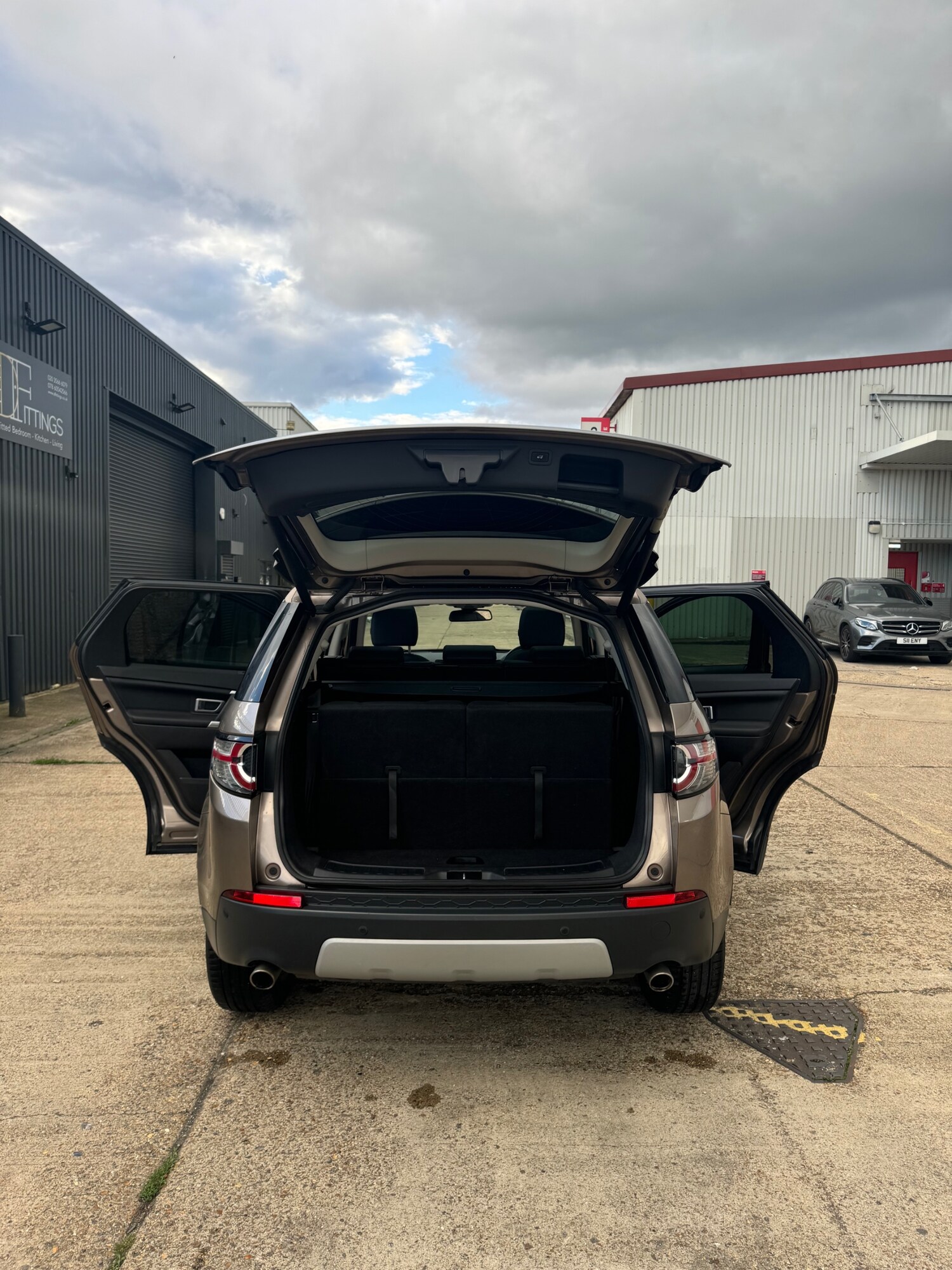 Used Land Rover Discovery Sport 2017 for sale - 77478262: Photo 16