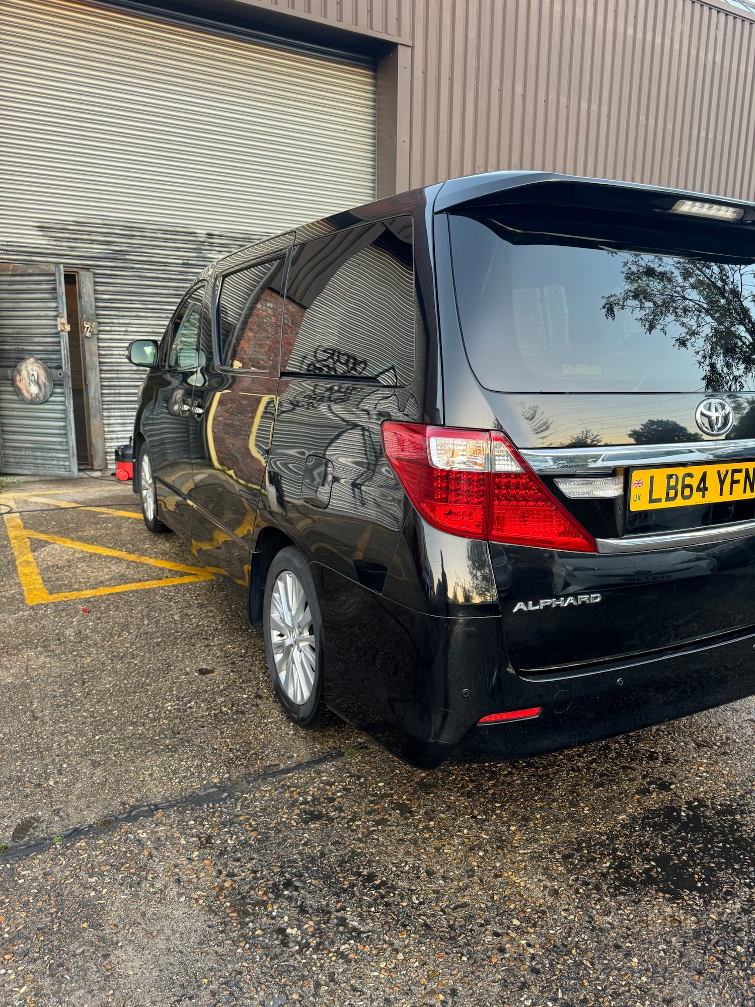 Used Toyota Alphard 2024 for sale - 77478254: Photo 3