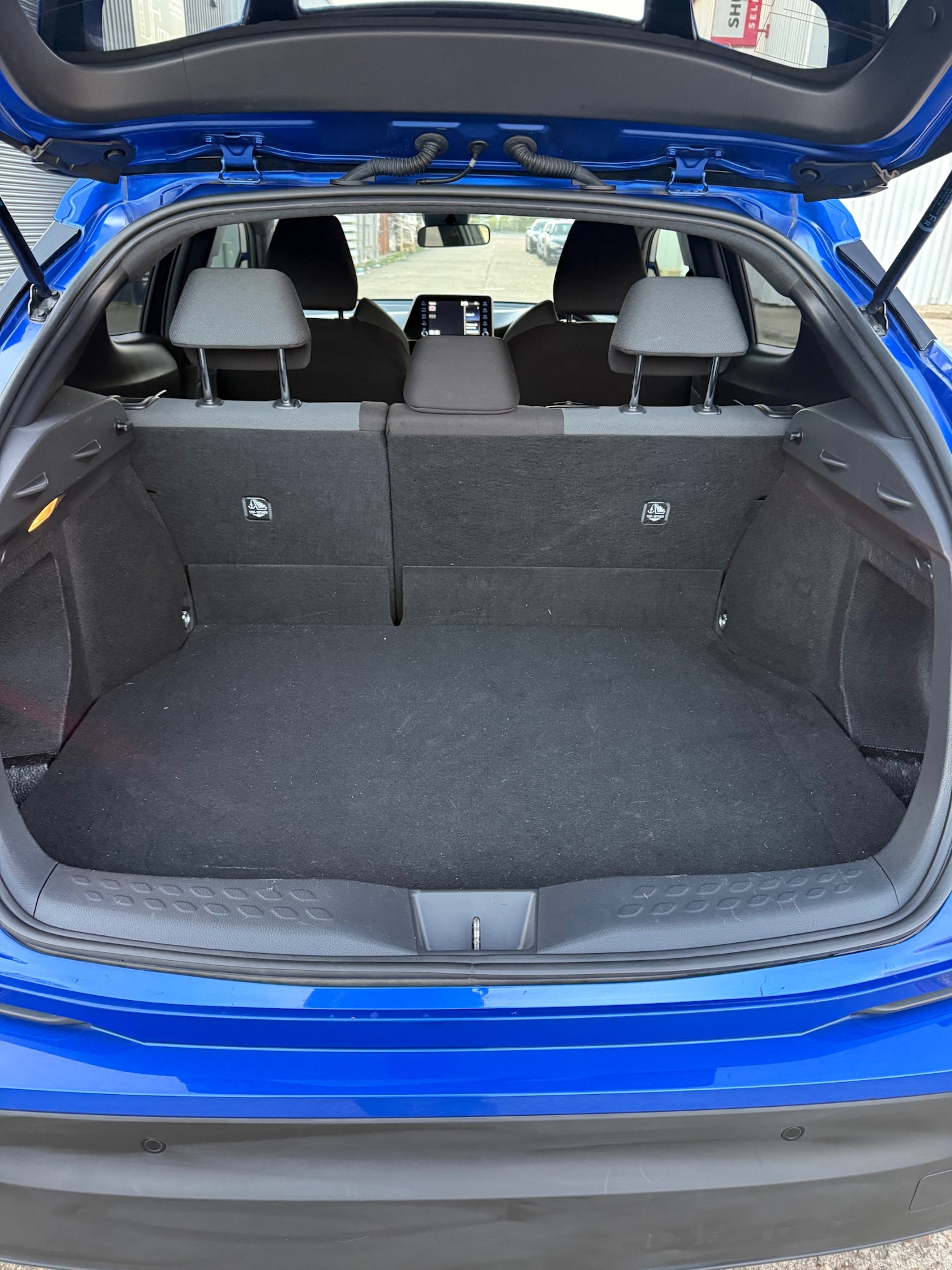 Used Toyota C-HR 2021 for sale - 77921645: Photo 17