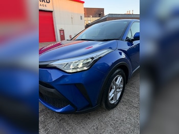 Used Toyota C-HR 2021 for sale - 77921645: Photo