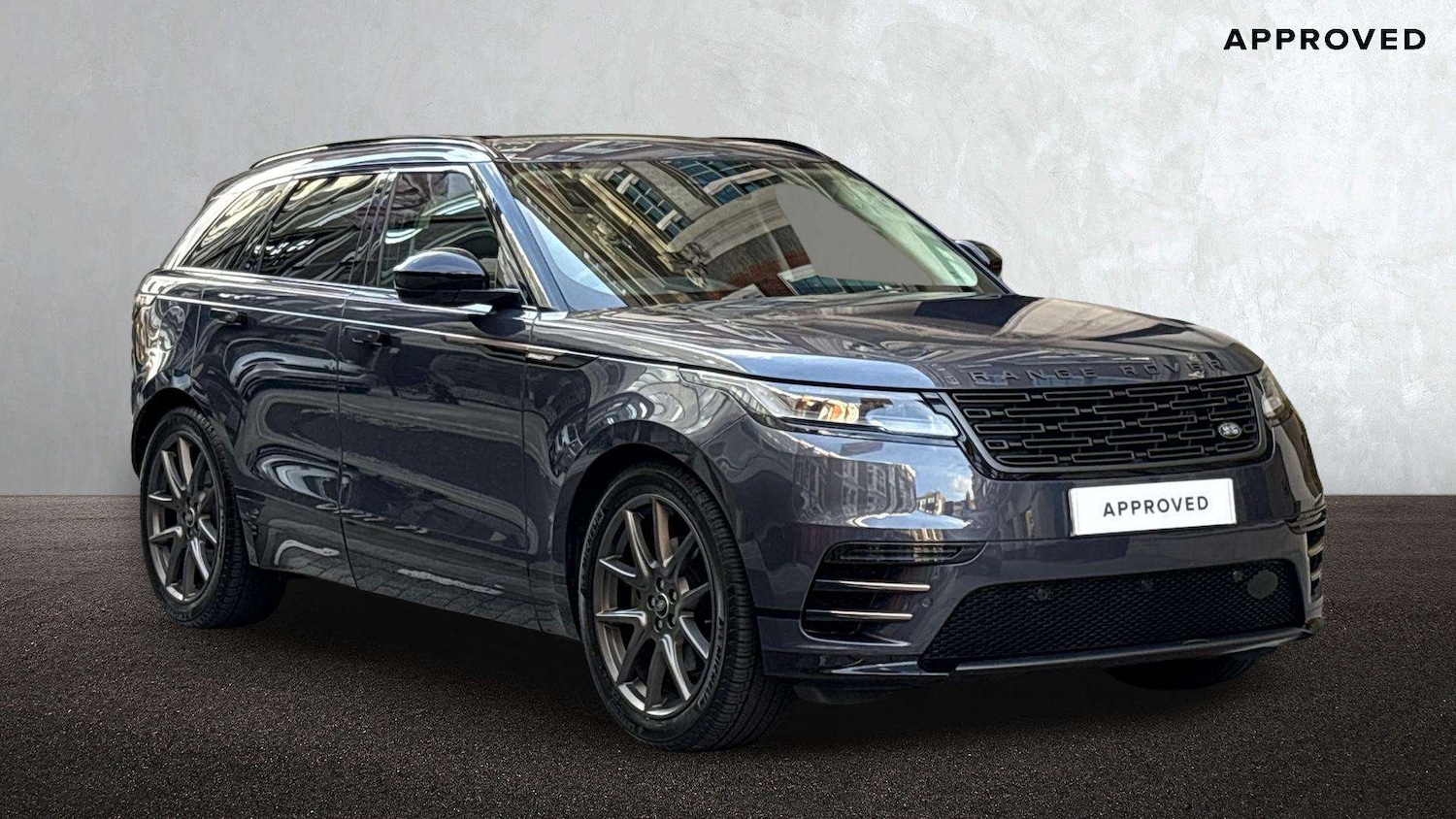 Used Land Rover Range Rover Velar 2024 for sale - 76564317: Photo 1