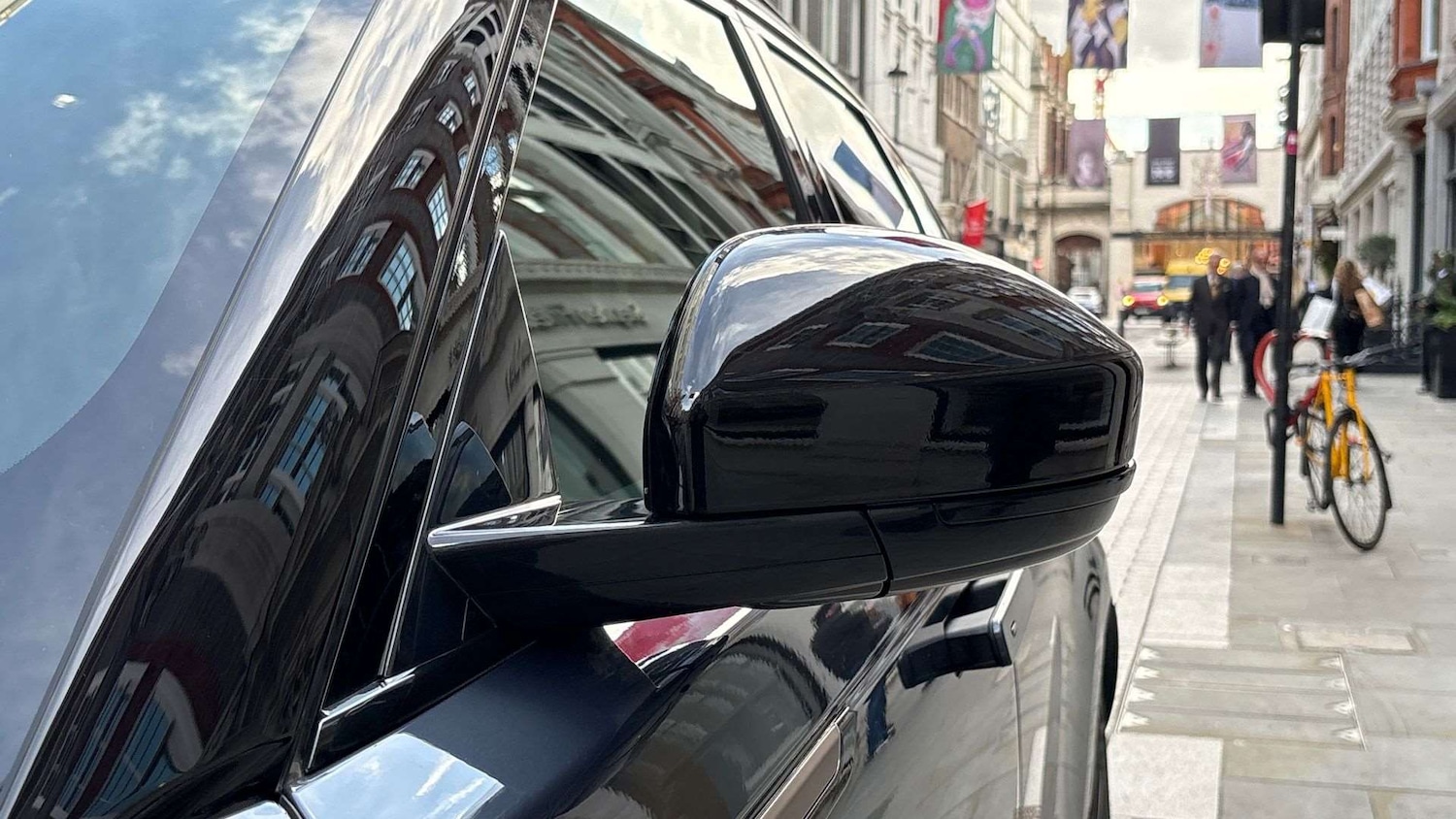 Used Land Rover Range Rover Velar 2024 for sale - 76564317: Photo 33