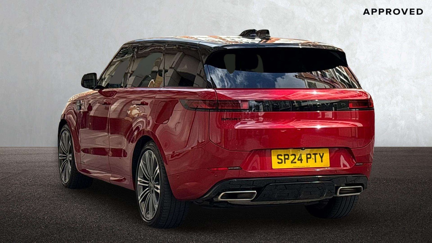 Used Land Rover Range Rover Sport 2024 for sale - 76564422: Photo 2