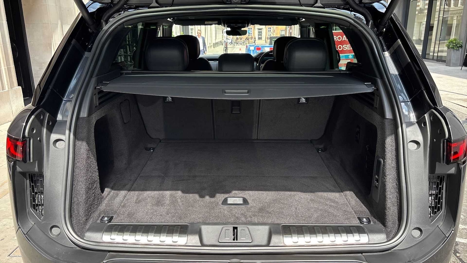 Used Land Rover Range Rover Sport 2025 for sale - 77123540: Photo 10