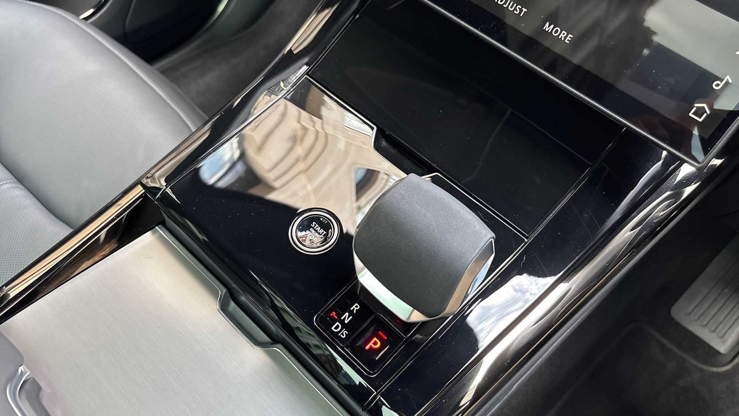 Used Land Rover Range Rover Sport 2025 for sale - 77123540: Photo 13