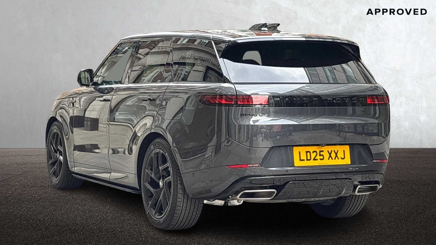 Used Land Rover Range Rover Sport 2025 for sale - 77123540: Photo 2