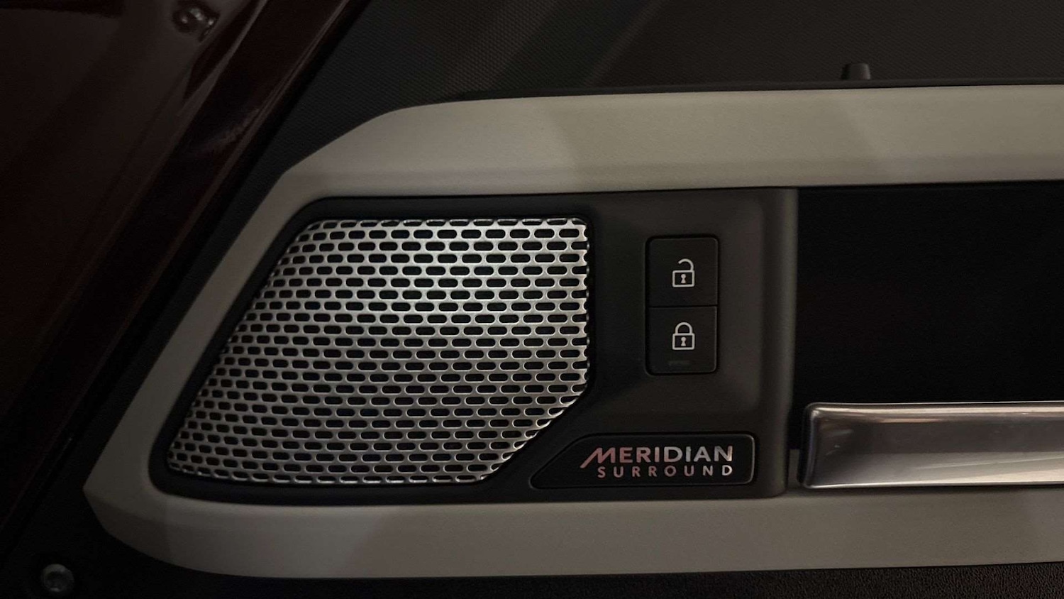 Used Land Rover Defender 2024 for sale - 77123454: Photo 24