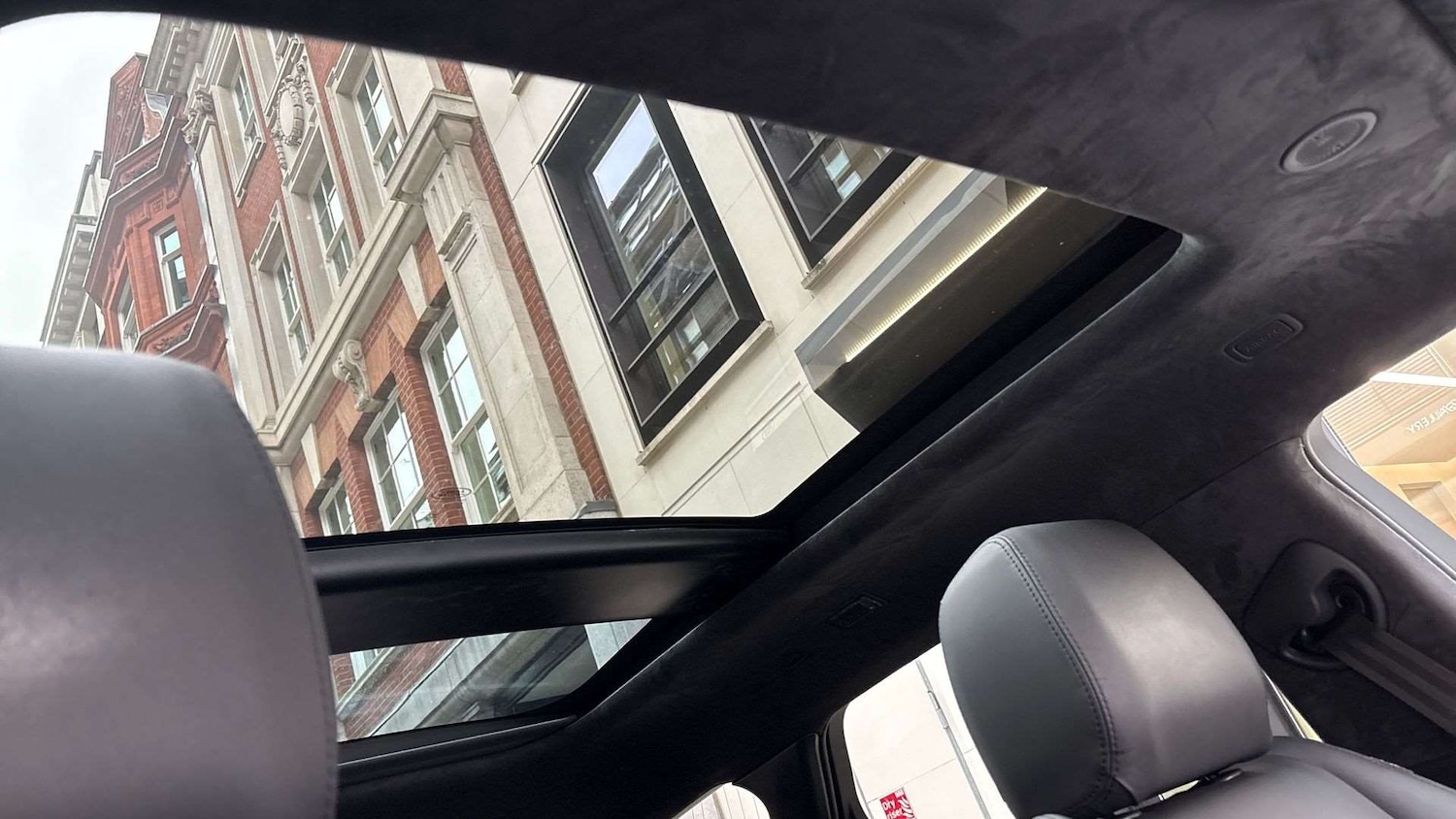 Used Land Rover Range Rover Evoque 2024 for sale - 76564448: Photo 21