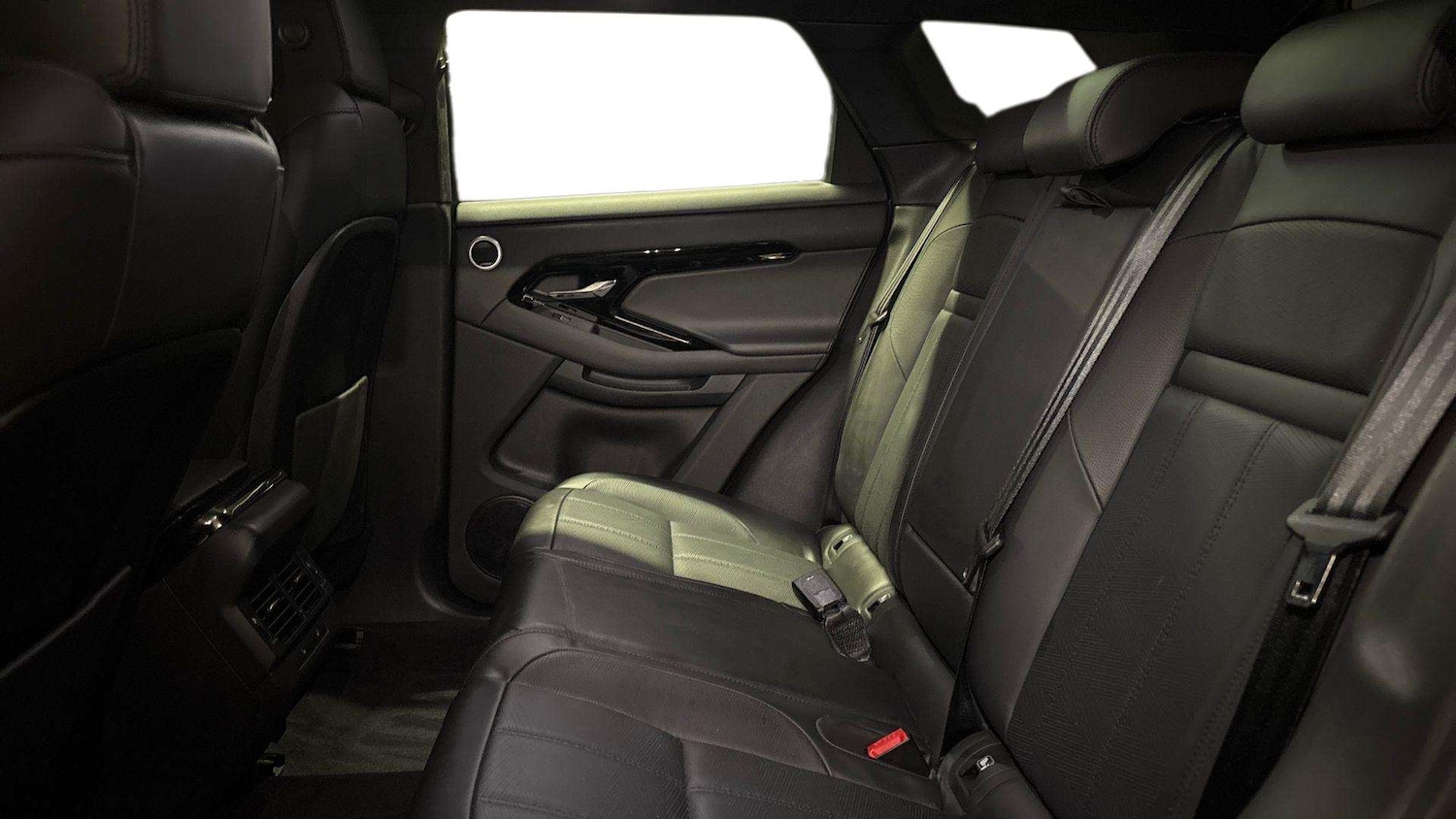 Used Land Rover Range Rover Evoque 2024 for sale - 76564448: Photo 4