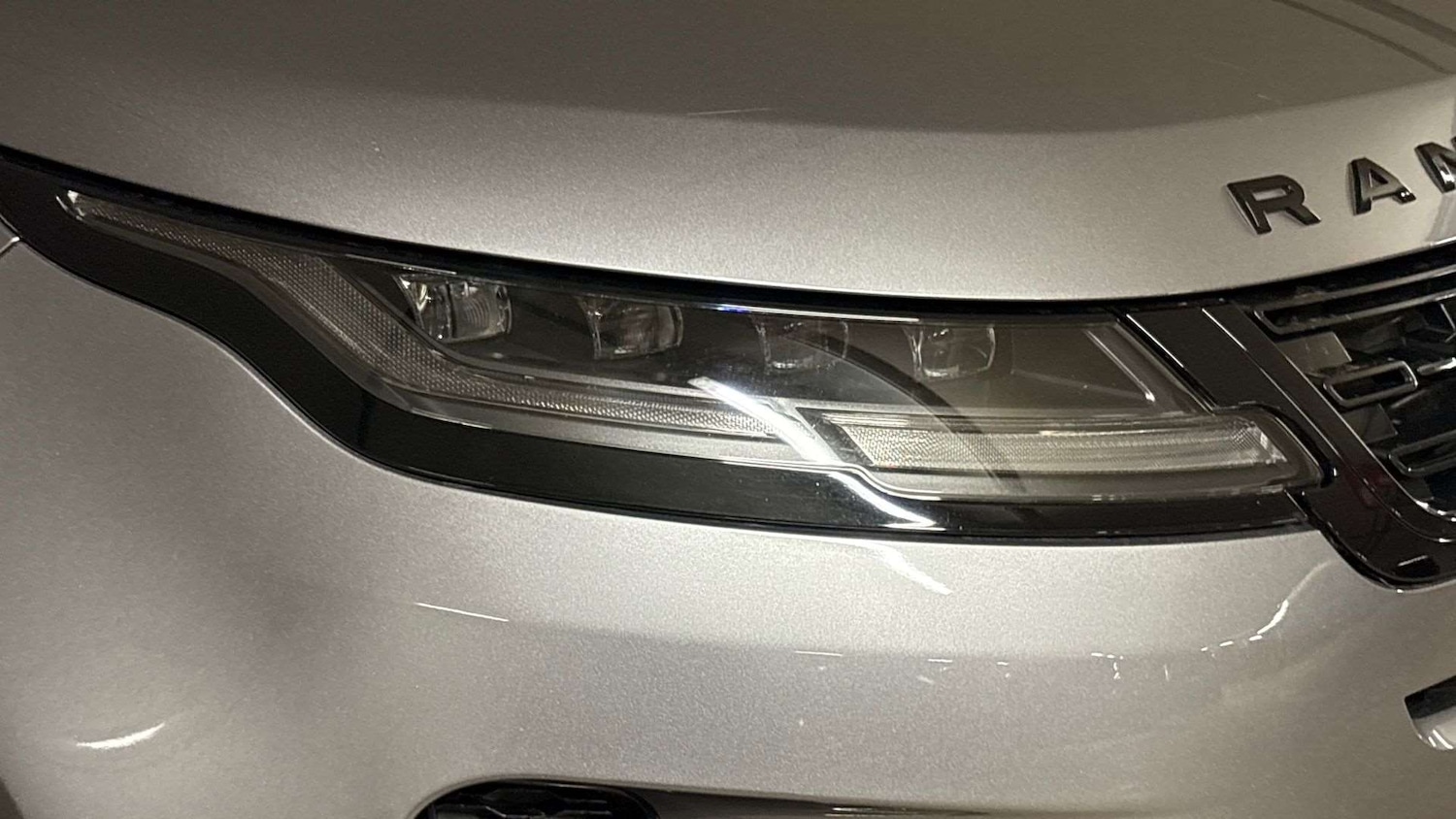 Used Land Rover Range Rover Evoque 2024 for sale - 76564360: Photo 17