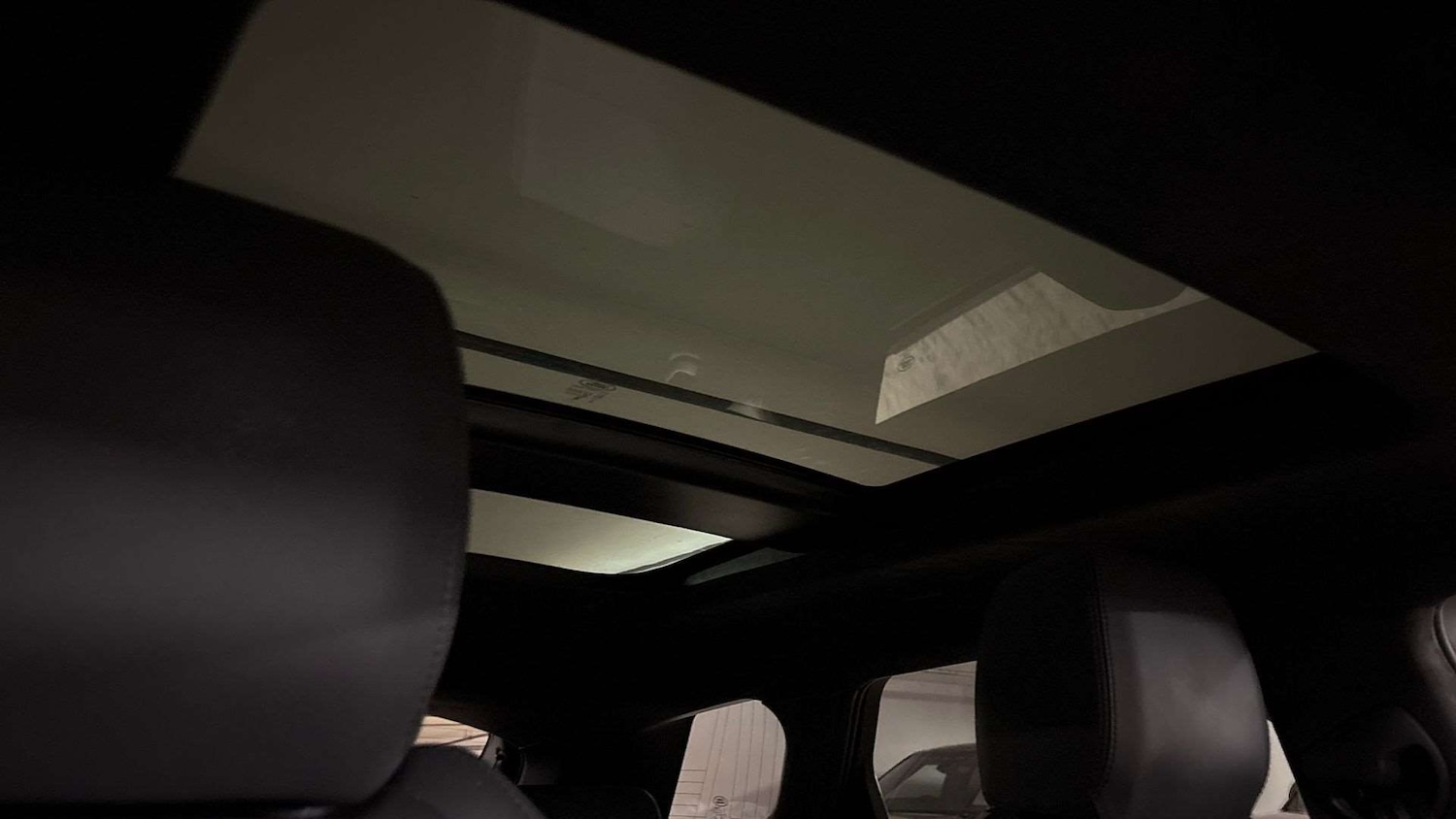 Used Land Rover Range Rover Evoque 2024 for sale - 76564360: Photo 21