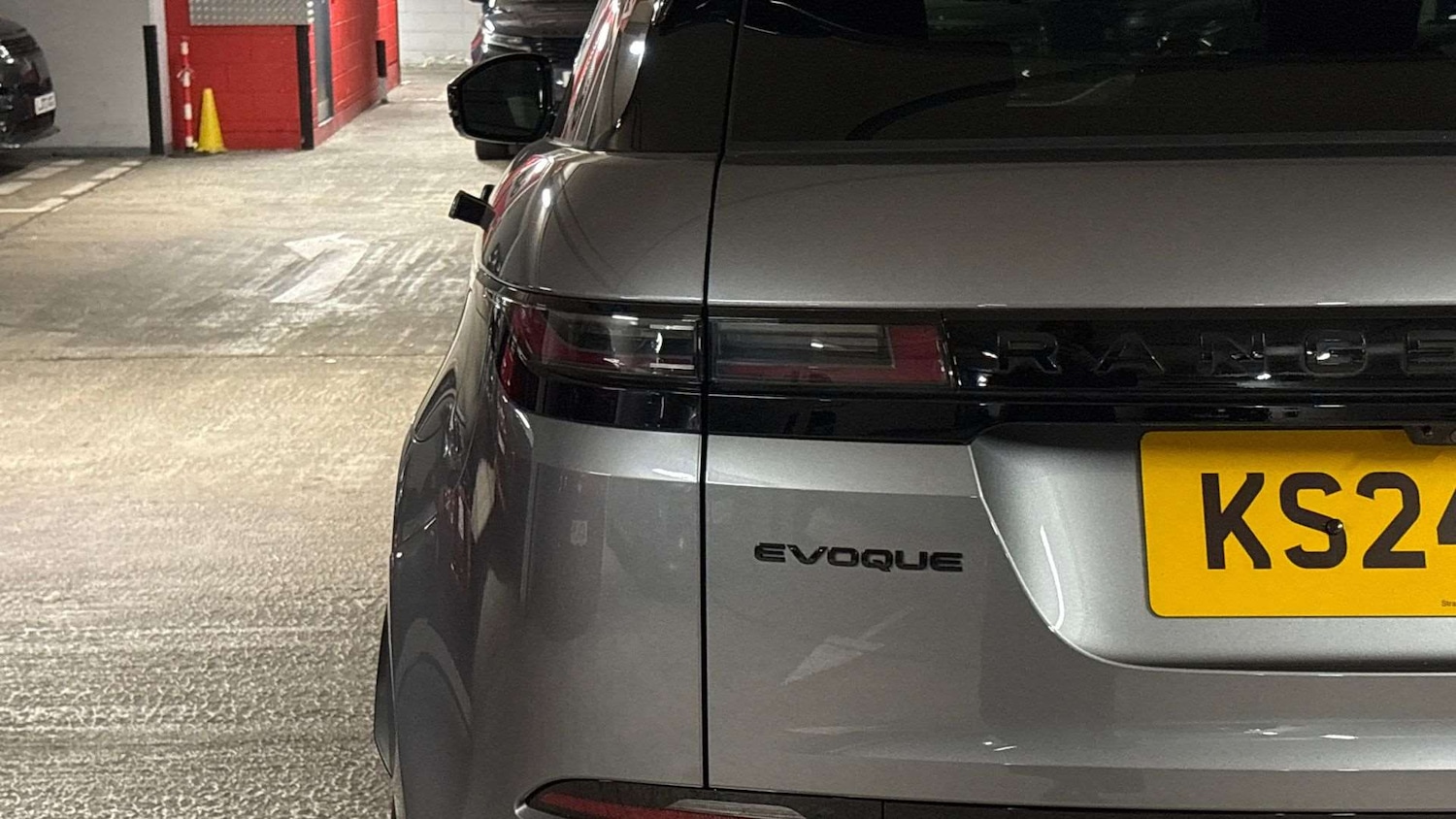 Used Land Rover Range Rover Evoque 2024 for sale - 76564360: Photo 26