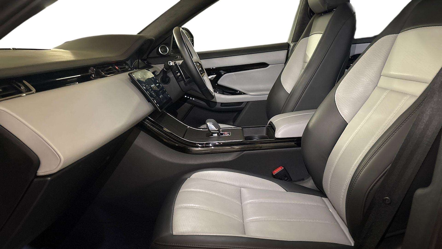 Used Land Rover Range Rover Evoque 2024 for sale - 76564360: Photo 3