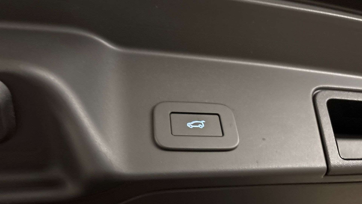 Used Land Rover Range Rover Evoque 2024 for sale - 76564360: Photo 31