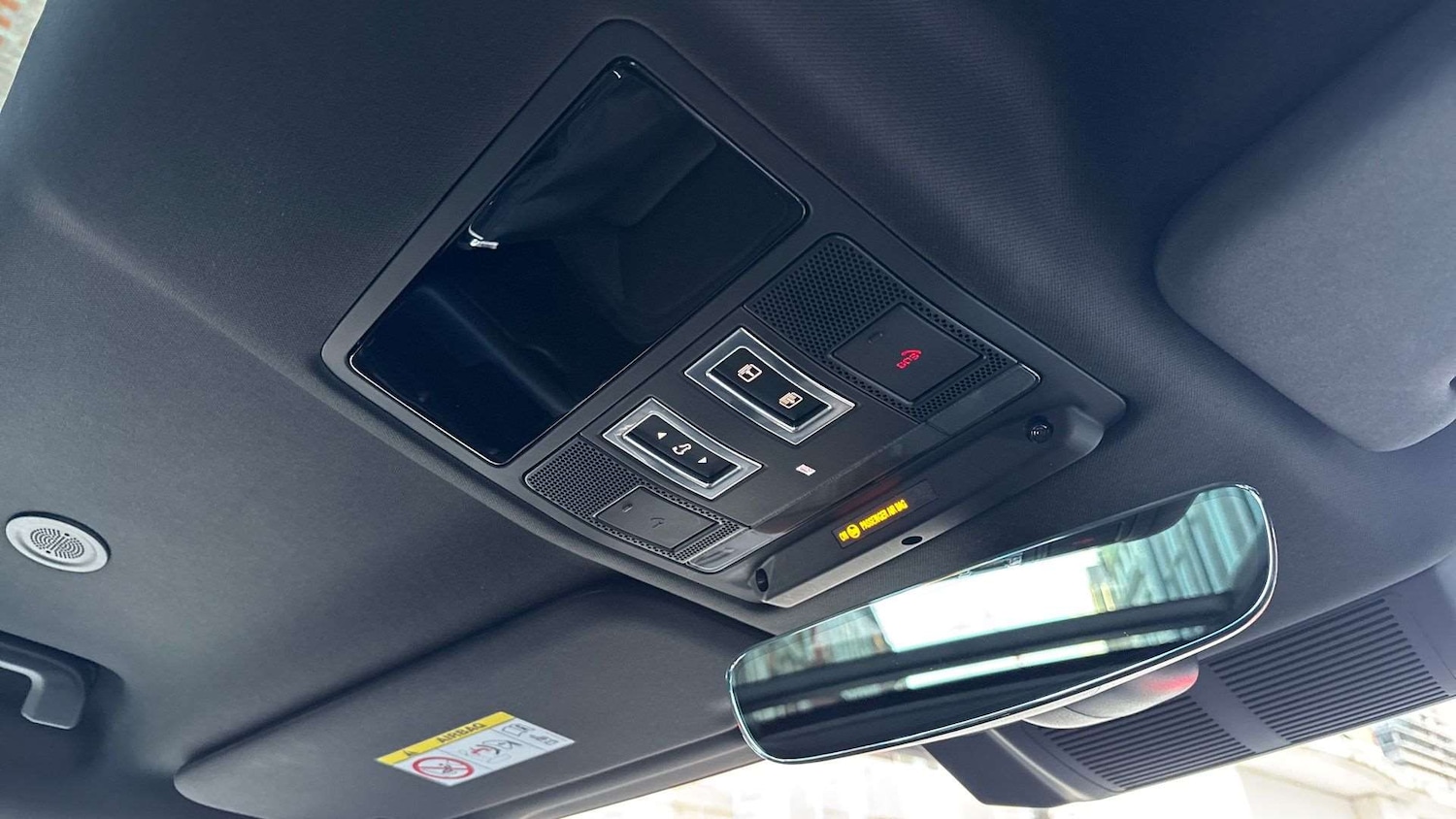 Used Land Rover Defender 2024 for sale - 77123359: Photo 23