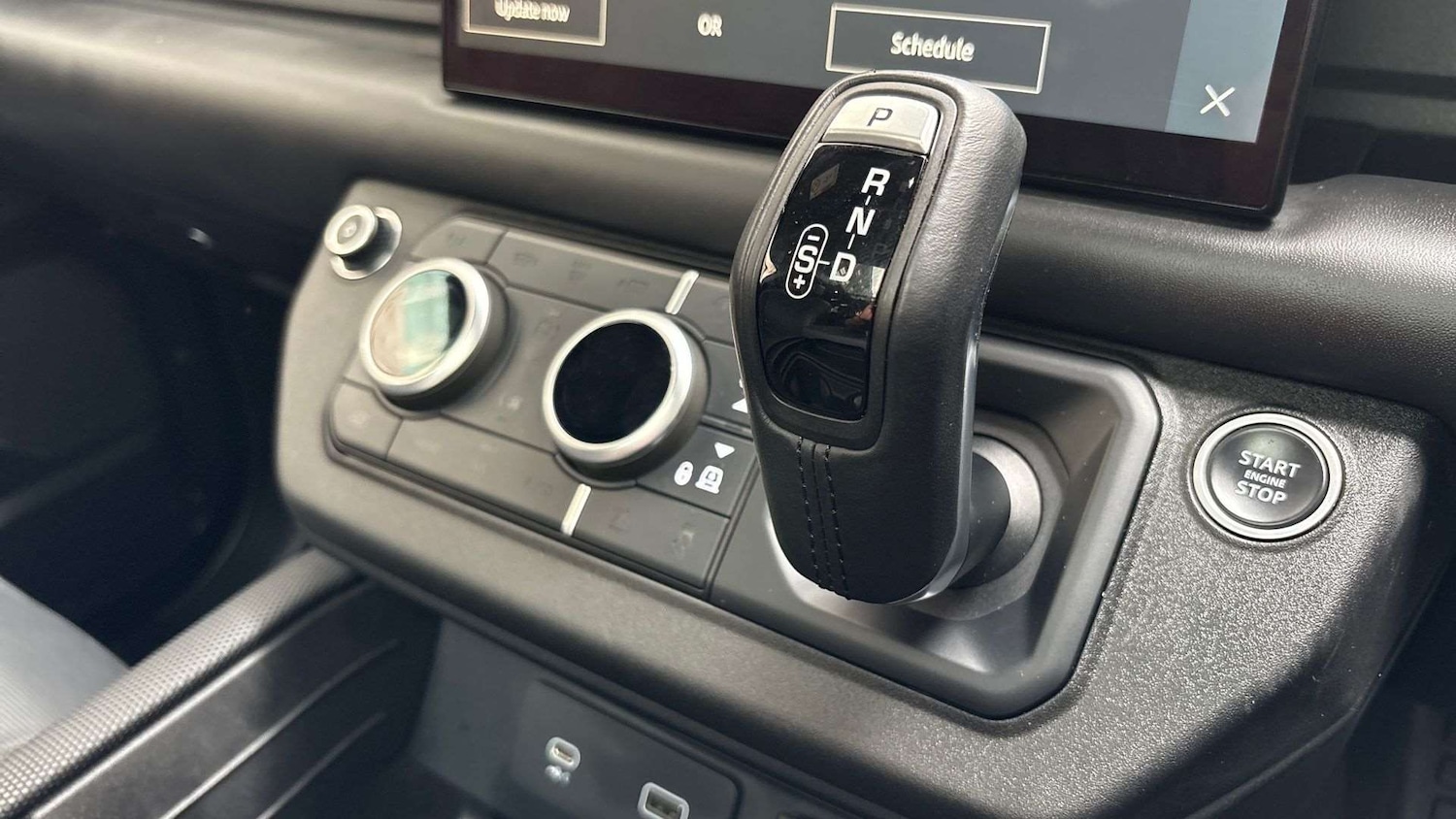 Used Land Rover Defender 2022 for sale - 76564383: Photo 13