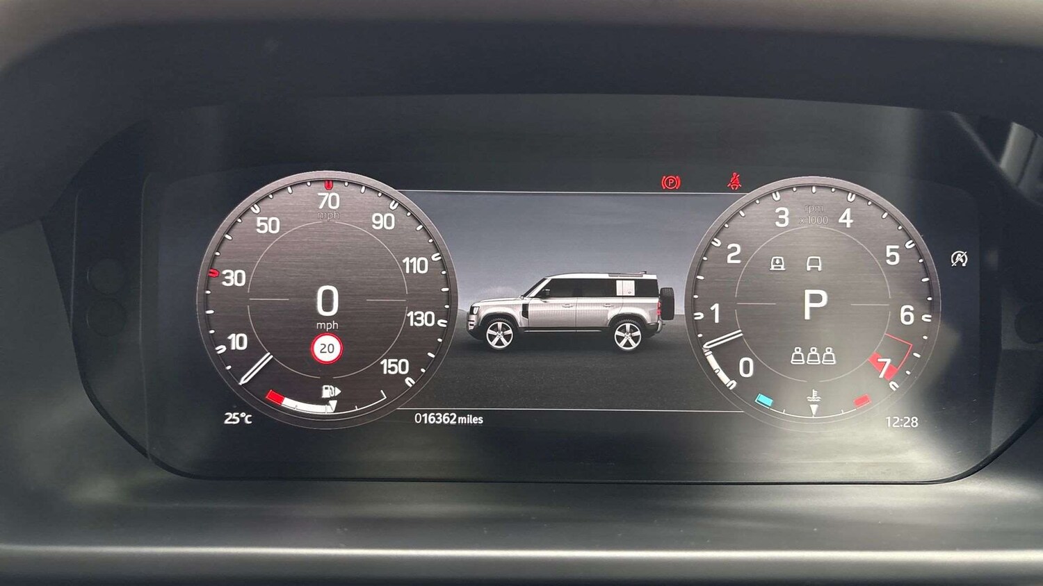 Used Land Rover Defender 2022 for sale - 76564383: Photo 16