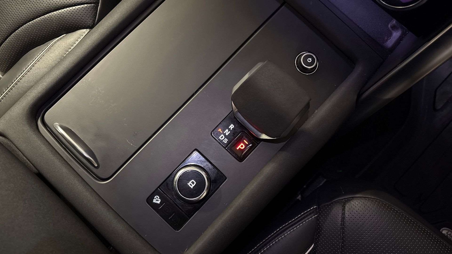 Used Land Rover Discovery 2022 for sale - 77123378: Photo 13