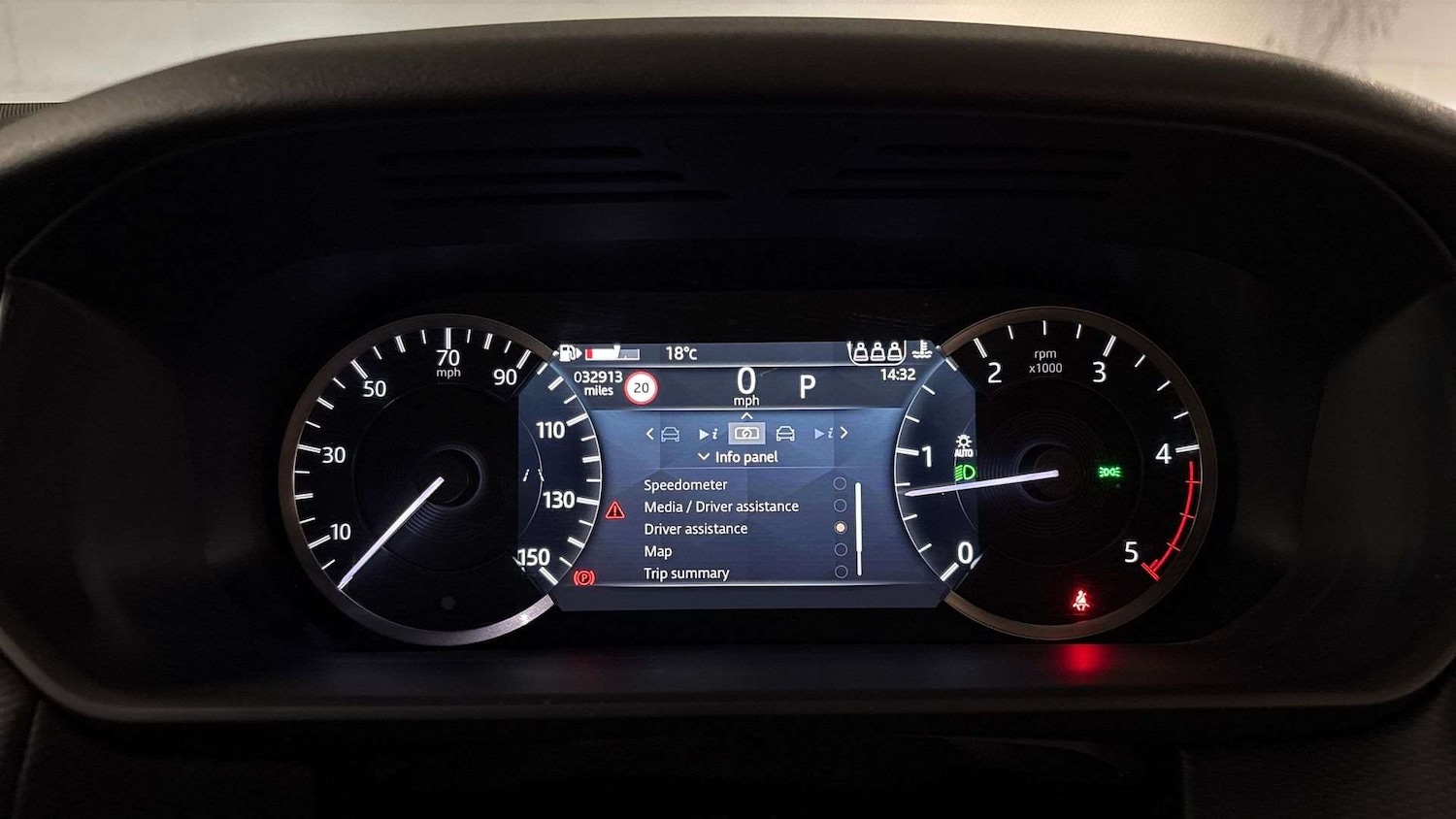 Used Land Rover Discovery 2022 for sale - 77123378: Photo 16