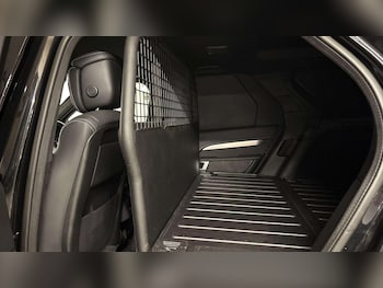 Used Land Rover Discovery 2022 for sale - 77123378: Photo