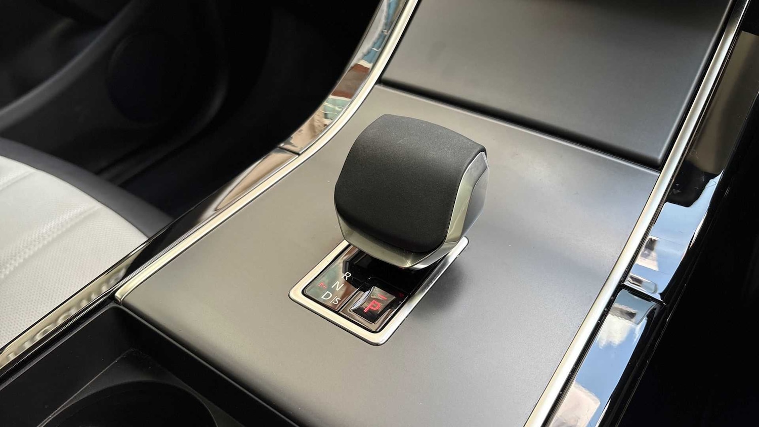 Used Land Rover Range Rover Evoque 2024 for sale - 77093300: Photo 13