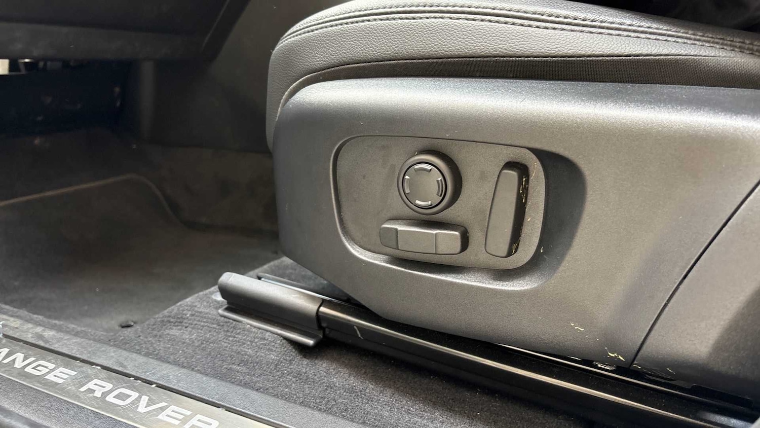 Used Land Rover Range Rover Evoque 2024 for sale - 77093300: Photo 29