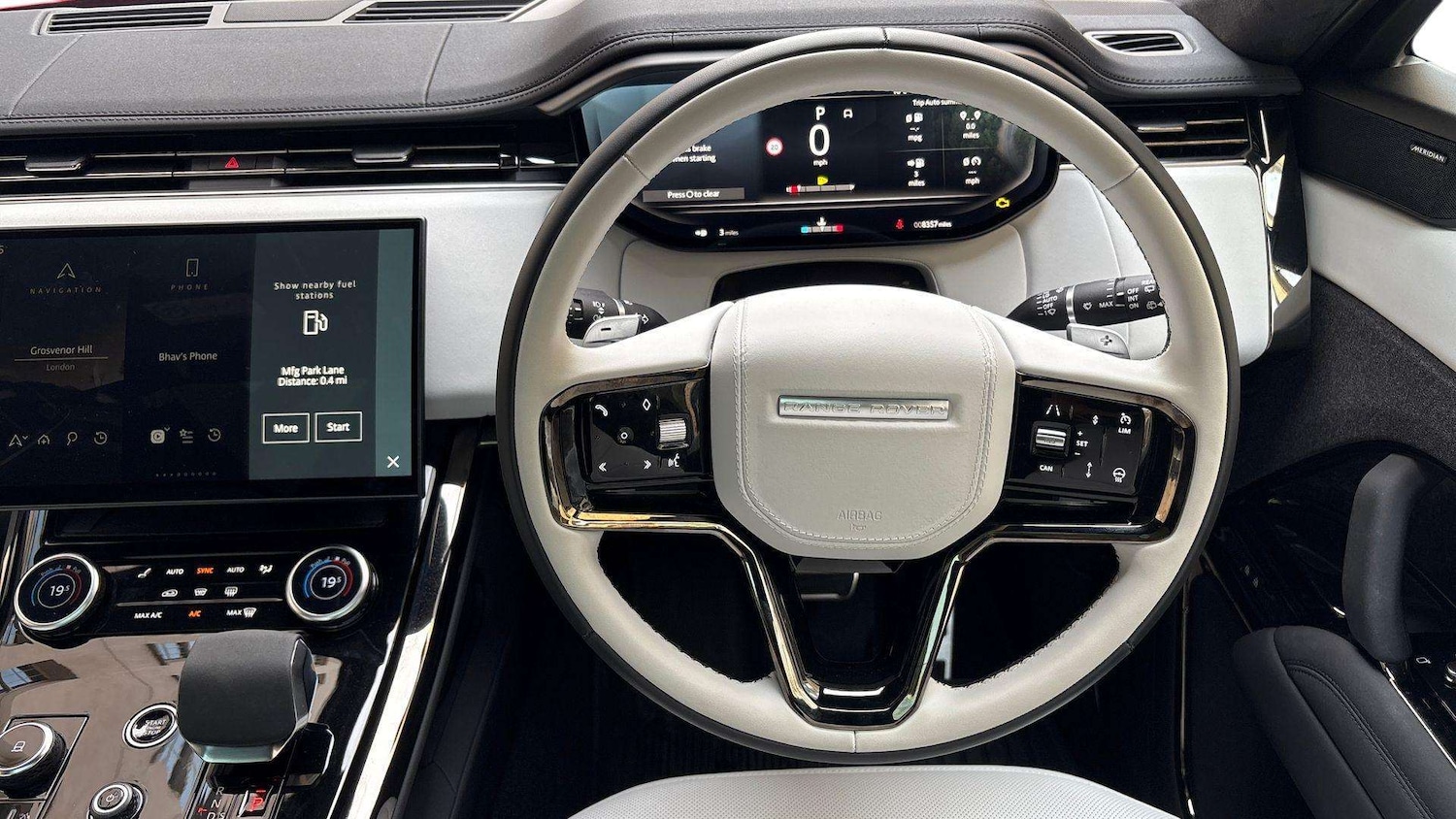 Used Land Rover Range Rover Sport 2024 for sale - 76564318: Photo 15